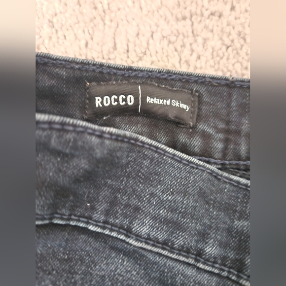 True Religion Relax Skinny Jeans - Size 33 - Picture 15 of 16